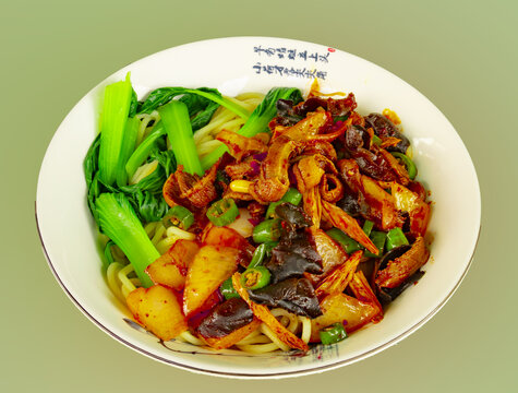 肉拌饸络