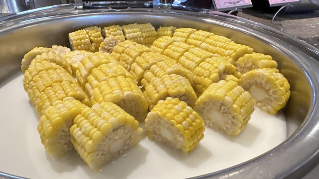 蒸玉米
