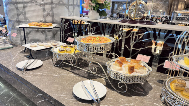 酒店自助早餐