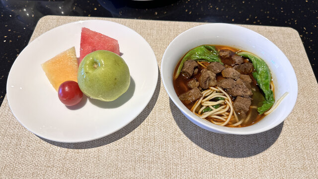 酒店自助餐