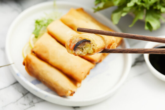 三丝春卷