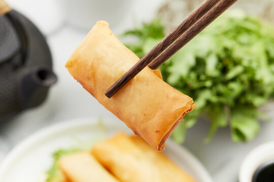 三丝春卷