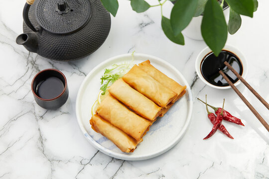 三丝春卷