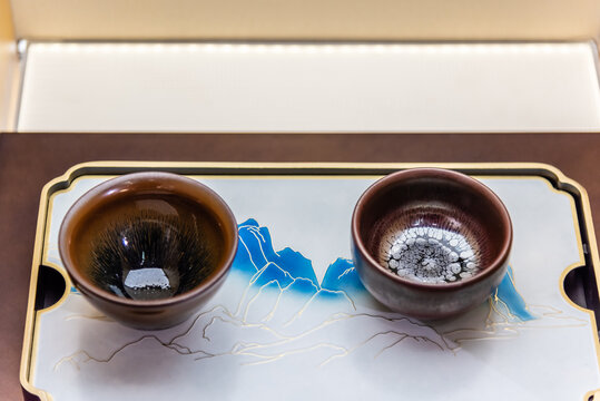 四川成都茶馆的茶具茶杯茶碗