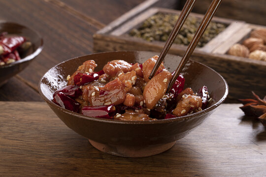 辣子鸡丁