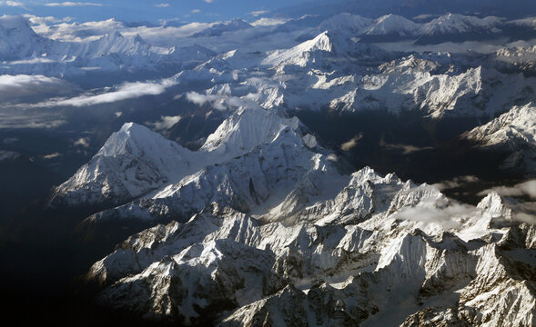 高原雪山