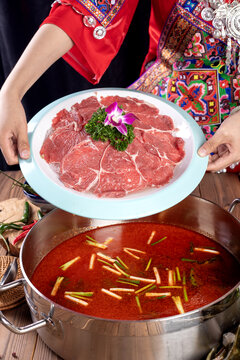 贵州酸汤牛肉牛腱肉酸汤锅底