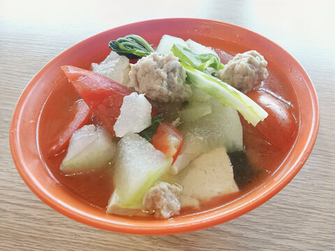 冬瓜番茄肉丸汤