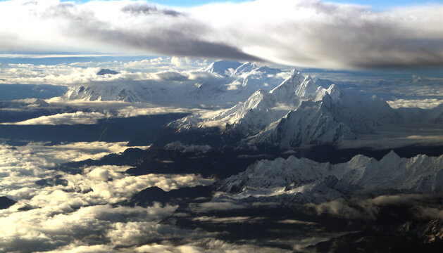云海雪山