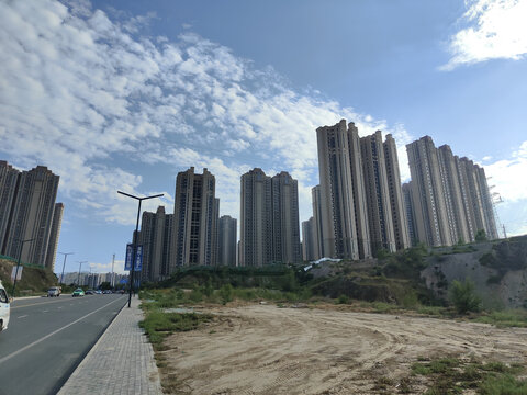 蓝天高楼自然风景天空云彩