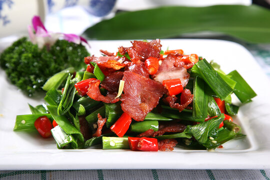 蒜苗炒肉