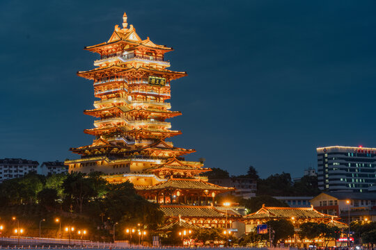 四川绵阳越王楼夜景