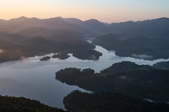 中山五桂山狮头山长江水库日出