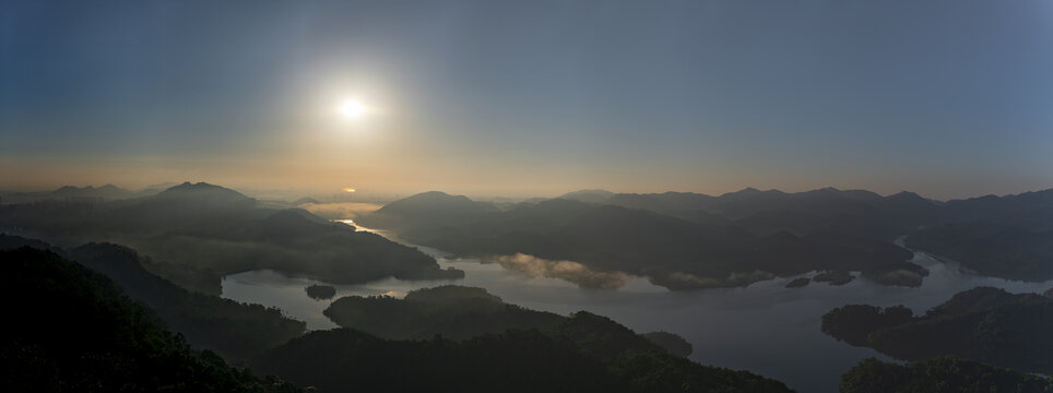 中山五桂山狮头山长江水库日出