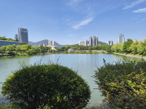 青山绿水建筑