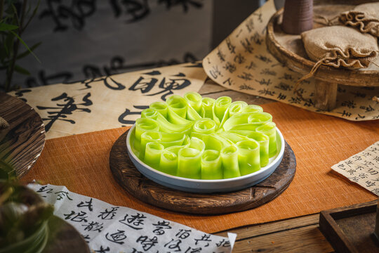 复古中式背景火锅食材莴笋片