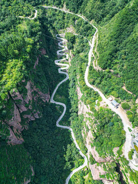 航拍太行十六拐山路