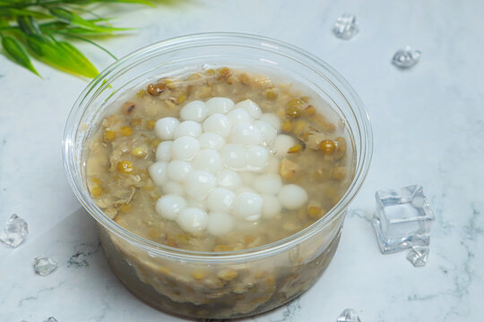 绿豆沙冰汤圆