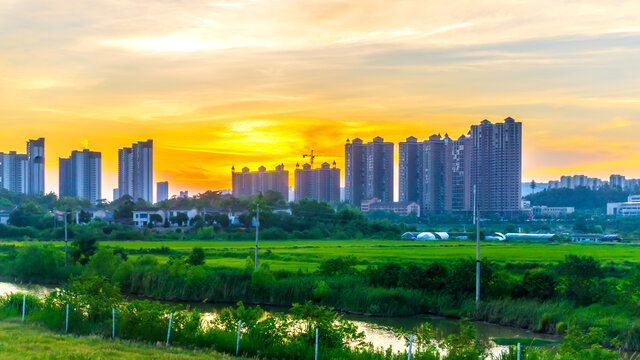 夕阳晚霞