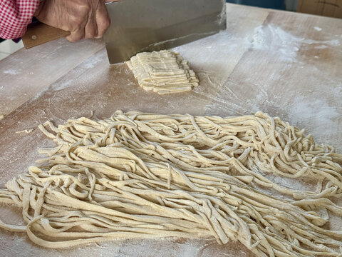 北方面食手擀面制作过程