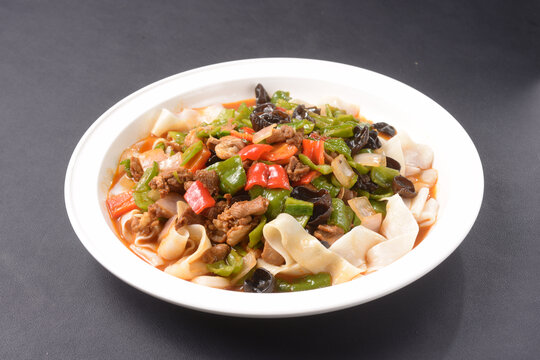 辣子炒羊肉捞面