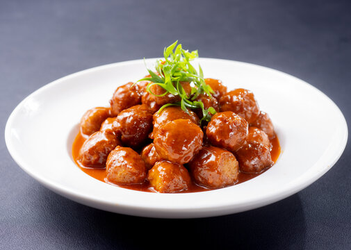 红烧牛肉丸子