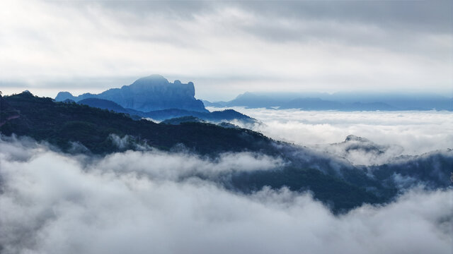 都峤山云海
