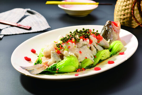 鲈鱼