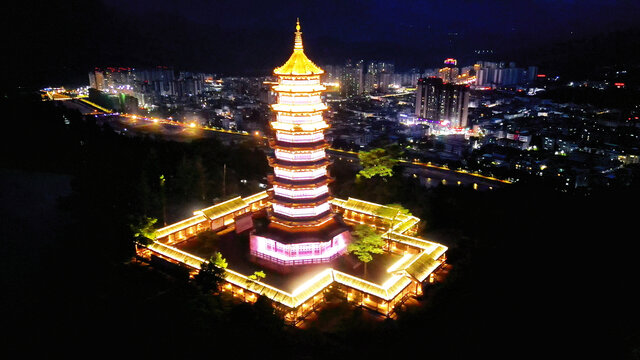 夜幕下的文严塔夜景