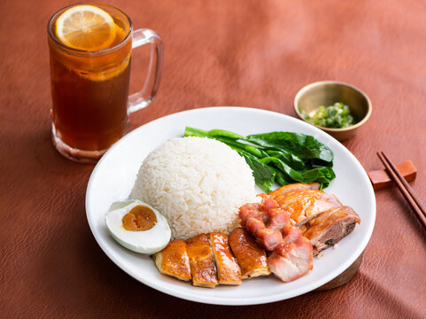 腊味鸡腿套饭