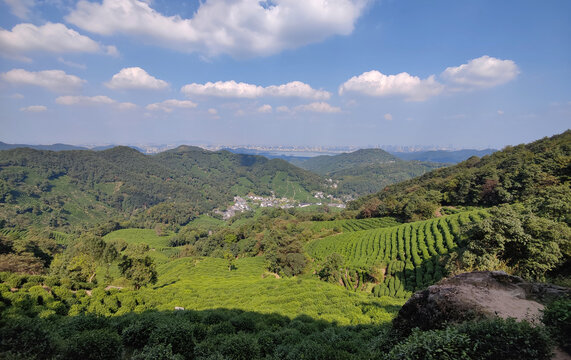 西湖龙井山园十里琅珰爬山
