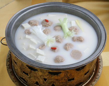 丸炖豆腐