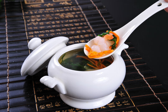 虫草花虾仁