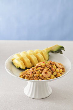 菠萝海鲜饭