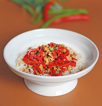菜把粉扫光