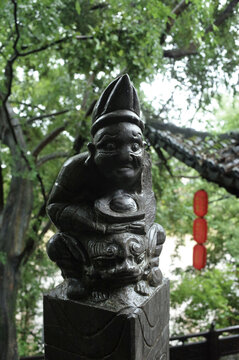 雨中公园植物绿道汀州古城