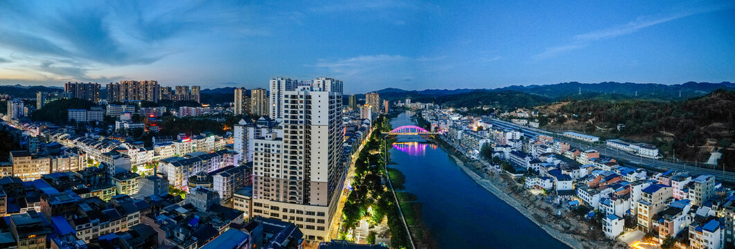 岑巩县