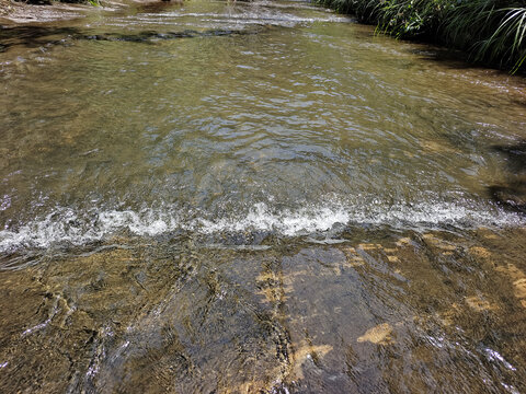 威远县石板河水流