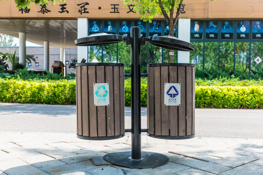 智慧垃圾桶