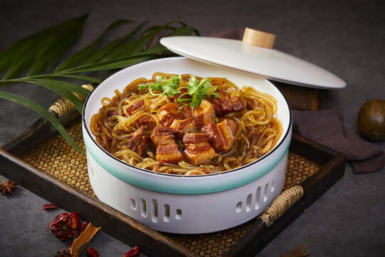 猪肉炖粉条