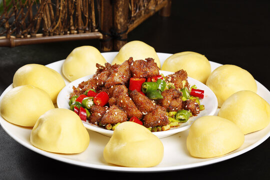 窝窝头小炒肉