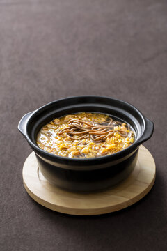 酸菜荞面饸饹