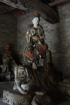 山西长治崇庆寺彩塑