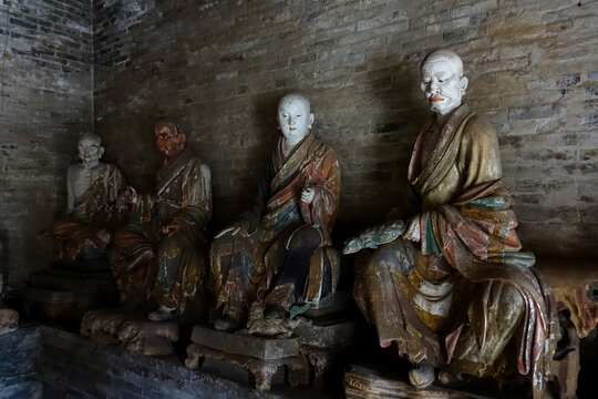 山西长治崇庆寺彩塑