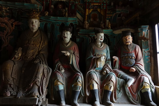 山西长治崇庆寺彩塑