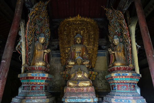 山西长治崇庆寺彩塑