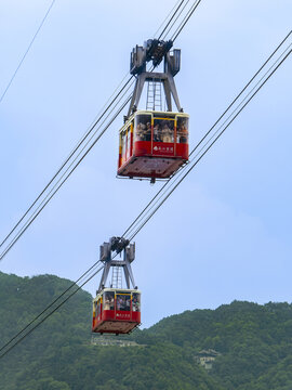 重庆长江索道两个轿厢