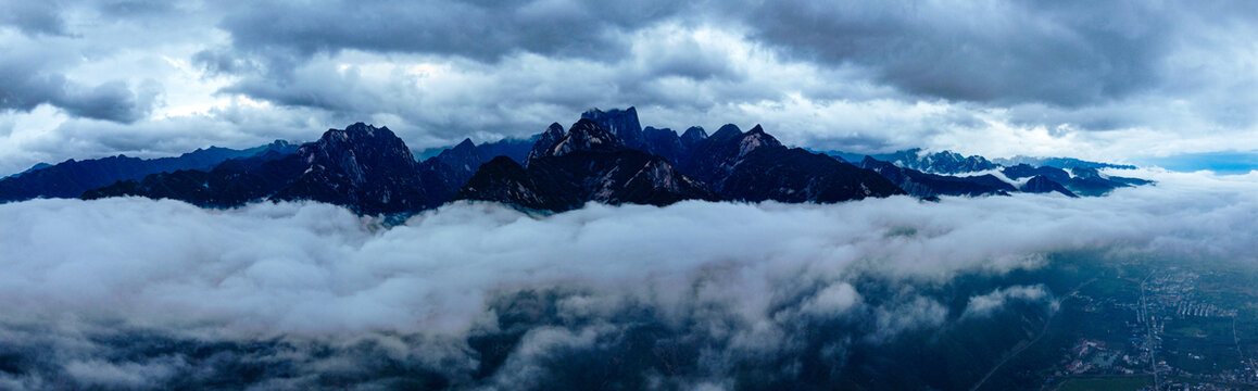 华山