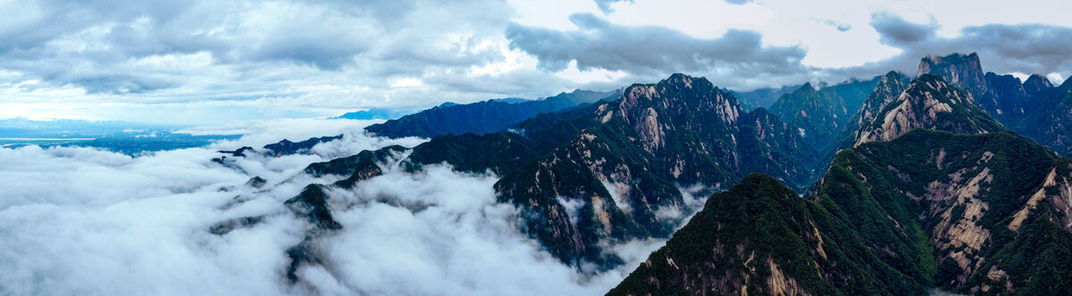 华山