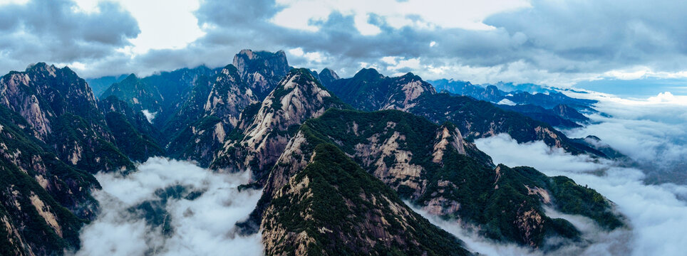 华山